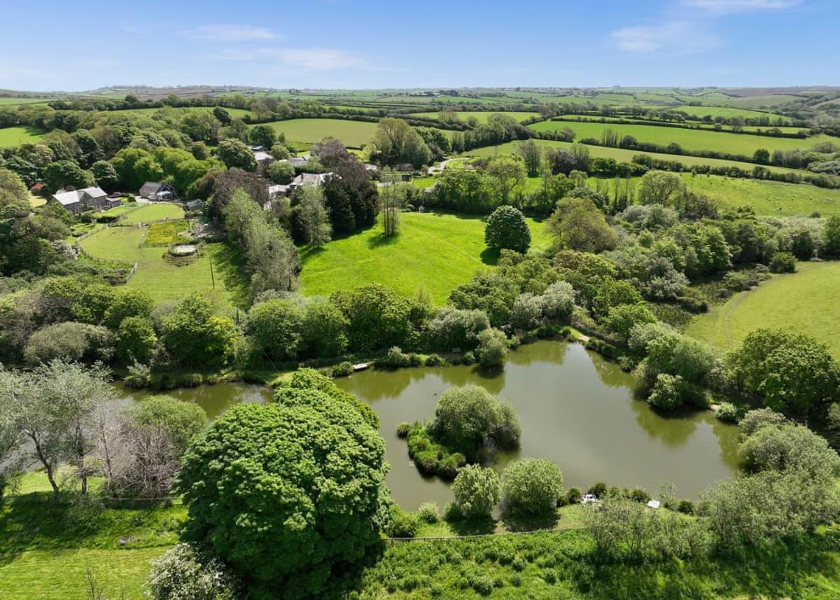 סנט אוסטל Meadow Lakes Holiday Park מראה חיצוני תמונה